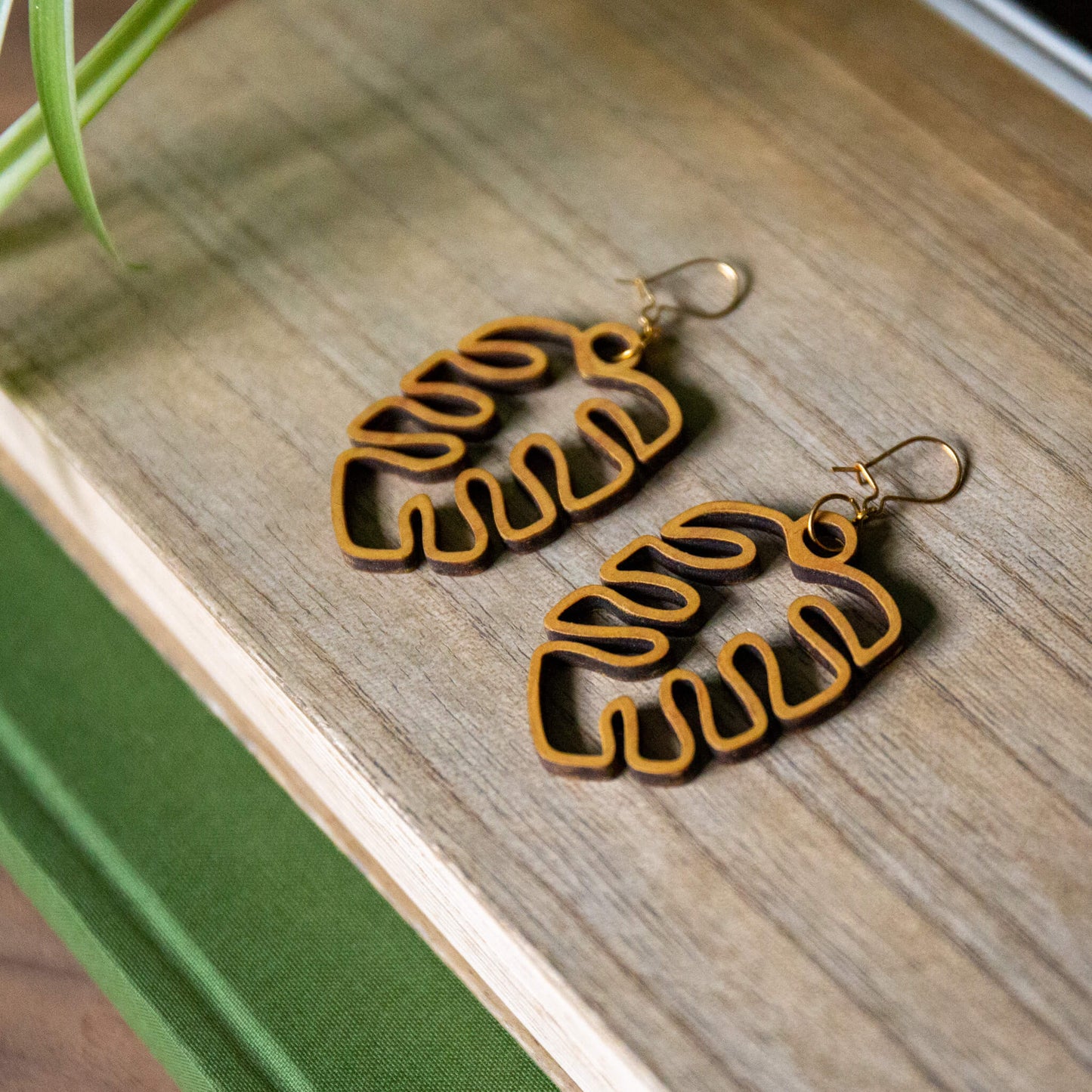 Monstera Earrings